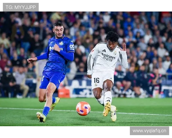 塞维利亚:保级压力持续,近期表现对赛季走势形成制约 塞维利亚:保级压力持续,近期表现对赛季走势形成制约