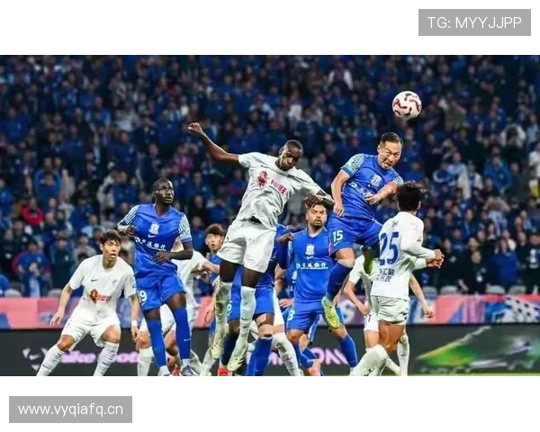 申花争冠前景存疑:豪购难掩战术短板,球队管理隐患逐步显现