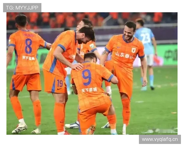 山东泰山中场衔接不畅，有序推进背后暴露关键枢纽缺失问题