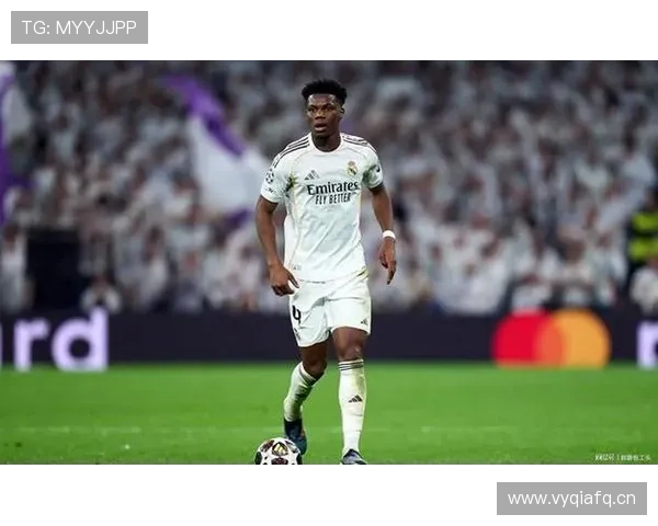 奥雷利安·楚阿梅尼:波尔多青训时期后腰起点解析